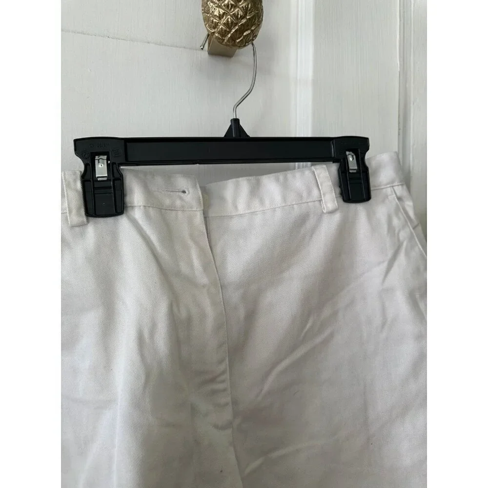 Liz Claiborne women’s size 12 white shorts